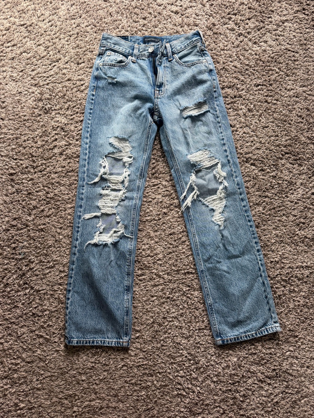 Aeropostale Women’s Distressed Jeans